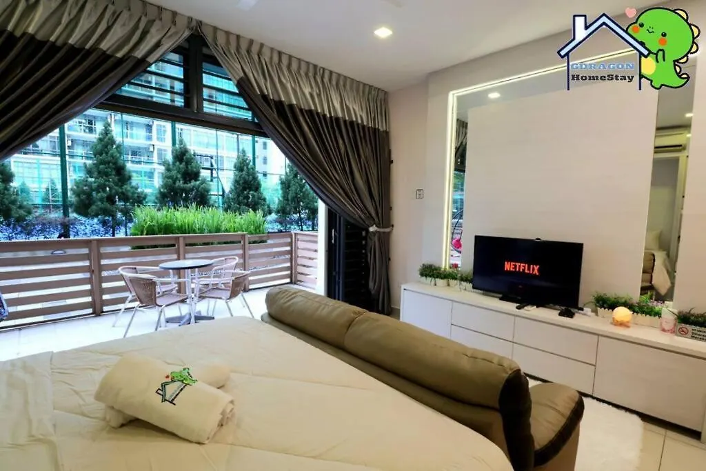 Palazio Comfy Studio Pool Access From Patio By Gdragon Homestay Johor Bahru 0*,  Malaysia